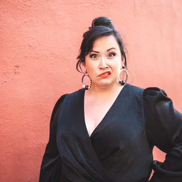 Meet your Posher, Danielle - Picture 2 of 9